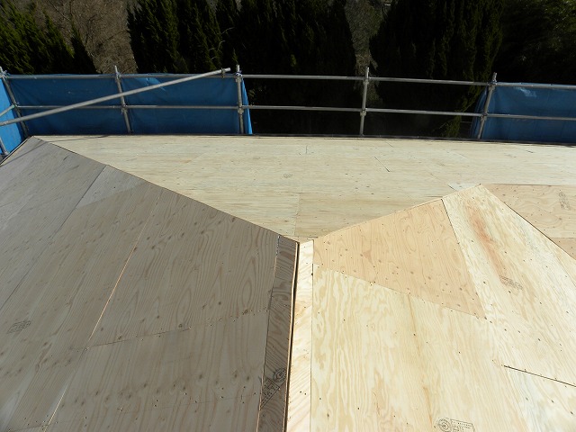 葺き替え工事も弊社におまかせ！